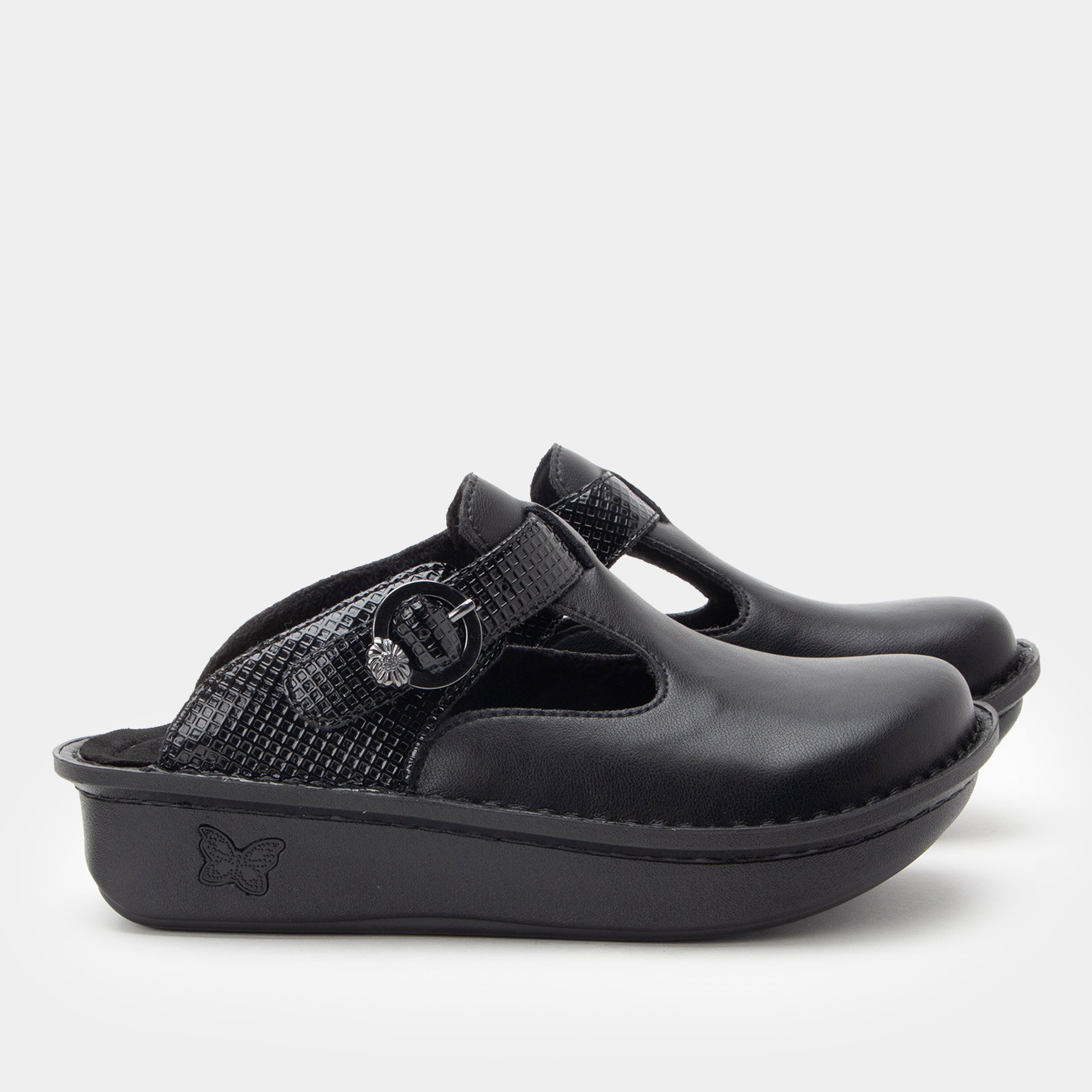 Classic Danish Cookie Shoe - Image 3