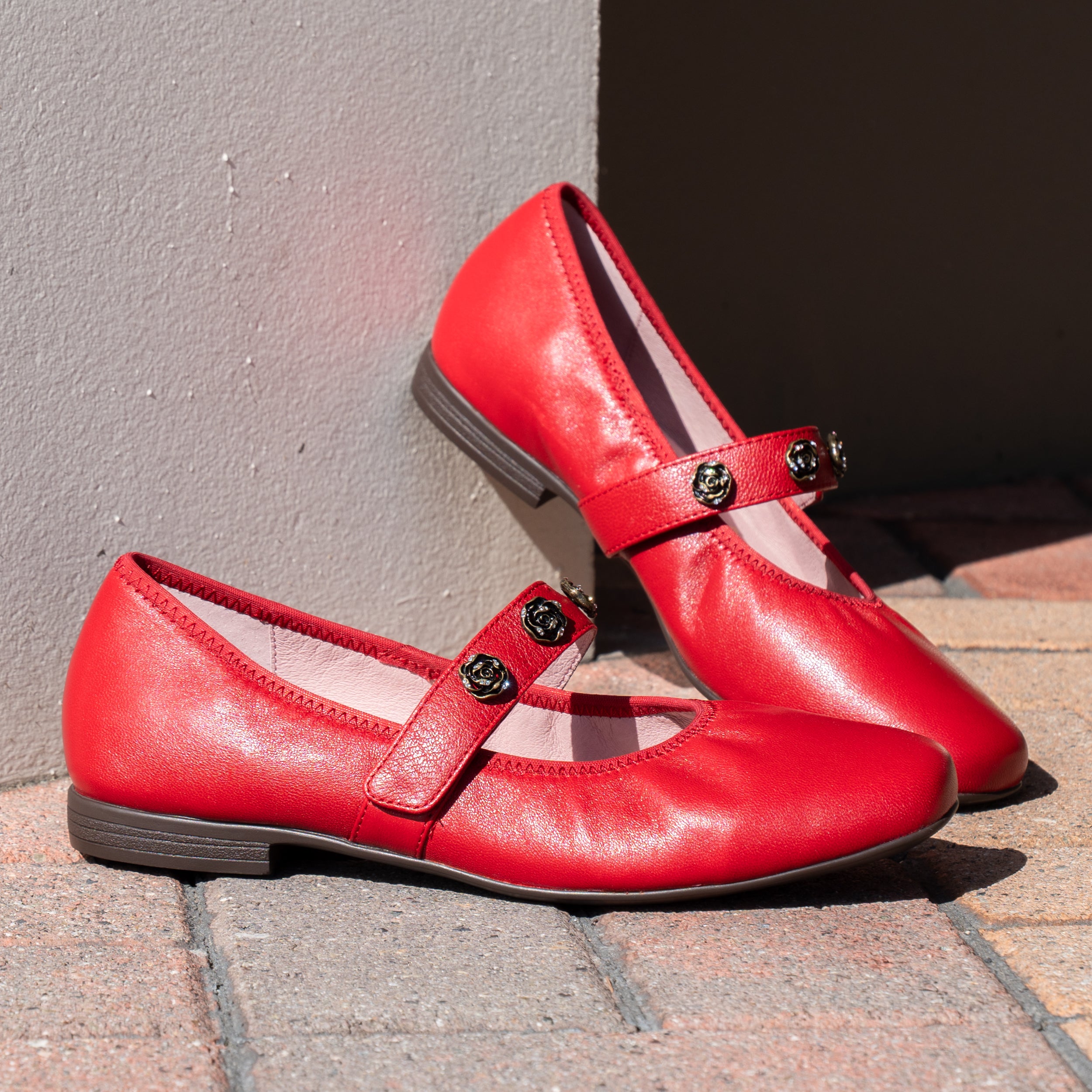 Audree Crimson Shoe - Image 2