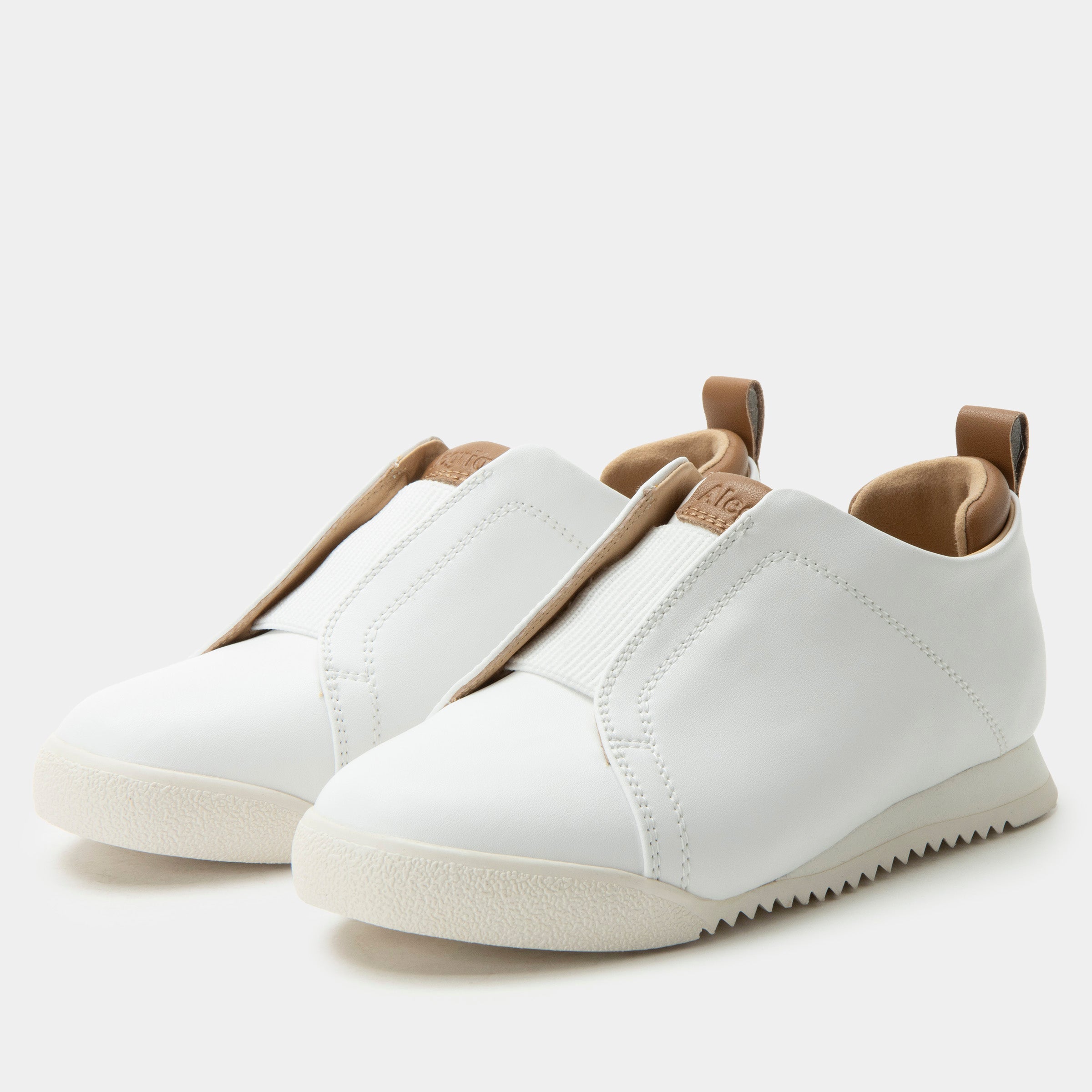 Reah White Shoe